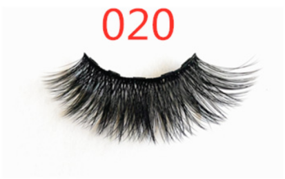 A Pair Of False Eyelashes With Magnets In Fashion (Format: 020 1 pair eyelashes)
